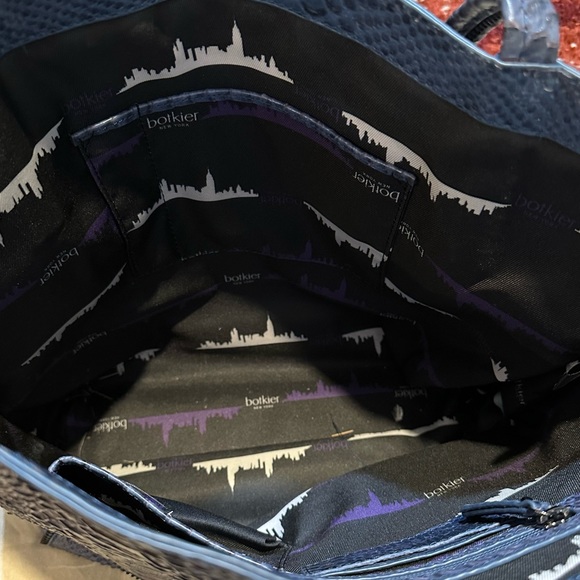 Botkier Leather SoHo Blue Python Embossed Tote with Dustbag - Picture 3 of 6